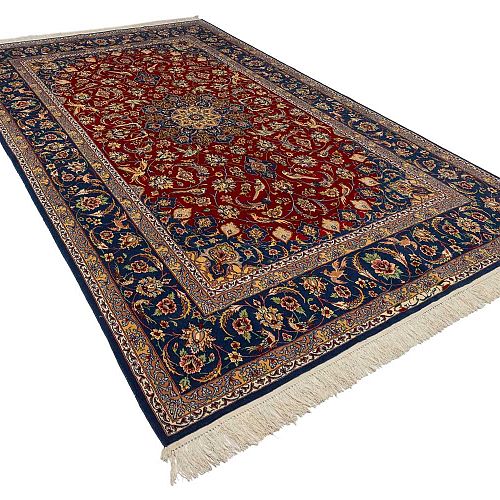 HANDMADE PERSIAN ESFAHAN CARPET 2,70X1,75 SIGNED BY MAHDIE COLLECTIVE