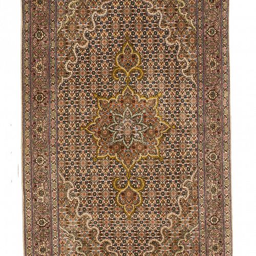 HANDMADE PERSIAN TABRIZ WOOL-SILK 1,34X0,80