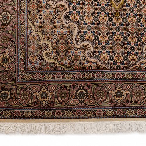 HANDMADE CARPET TABRIZ WOOL-SILK 1,34X0,80