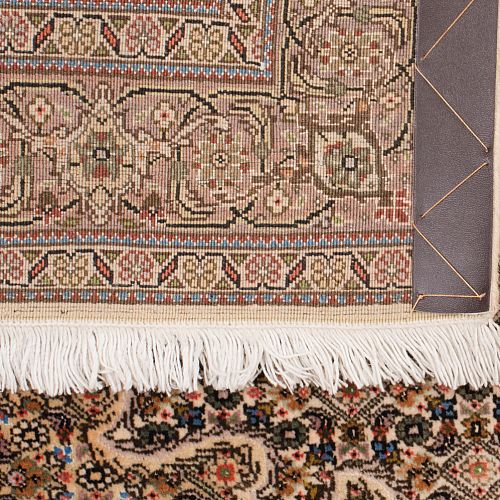 HANDMADE PERSIAN TABRIZ WOOL-SILK 1,34X0,80