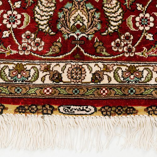 HANDMADE CARPET GOM SILK PERSIAN DESIGN WITH GOLDEN LEAVES 1,86X1,20 SIGNED