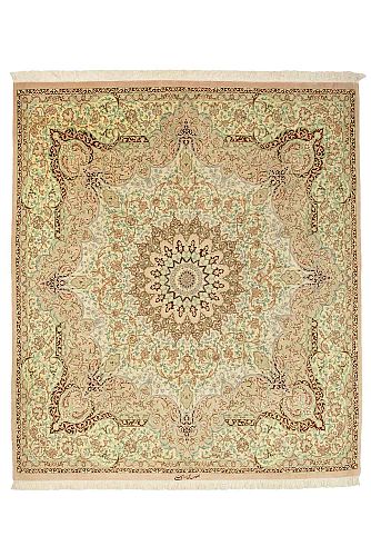 HANDMADE PERSIAN ESFAHAN CARPET 2,43X2,12 SIGNED BY 'AMINI'' COLLECTIVE handmade carpet